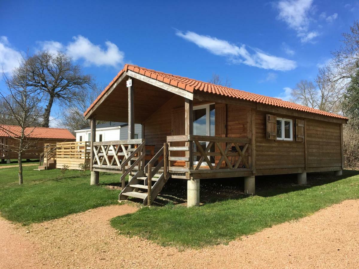 Camping Des Papillons Lalizolle Exterior photo